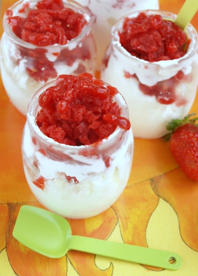 granatina alle fragole con panna.pn